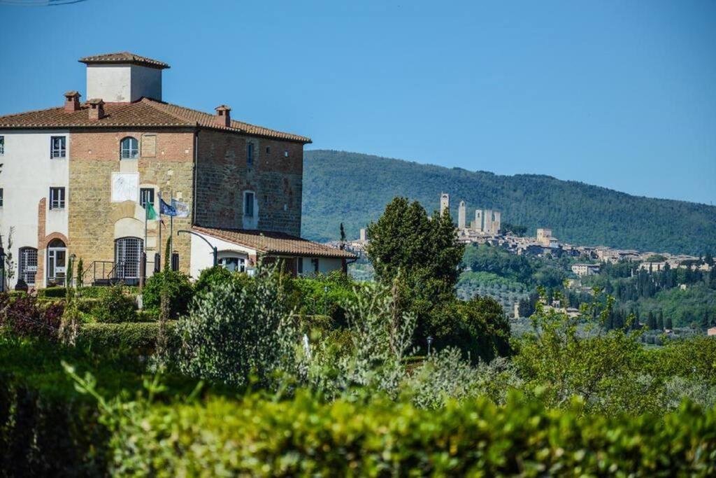 Castello Di Fulignano Ildebrando Superior Apartment سان جيمينيانو المظهر الخارجي الصورة