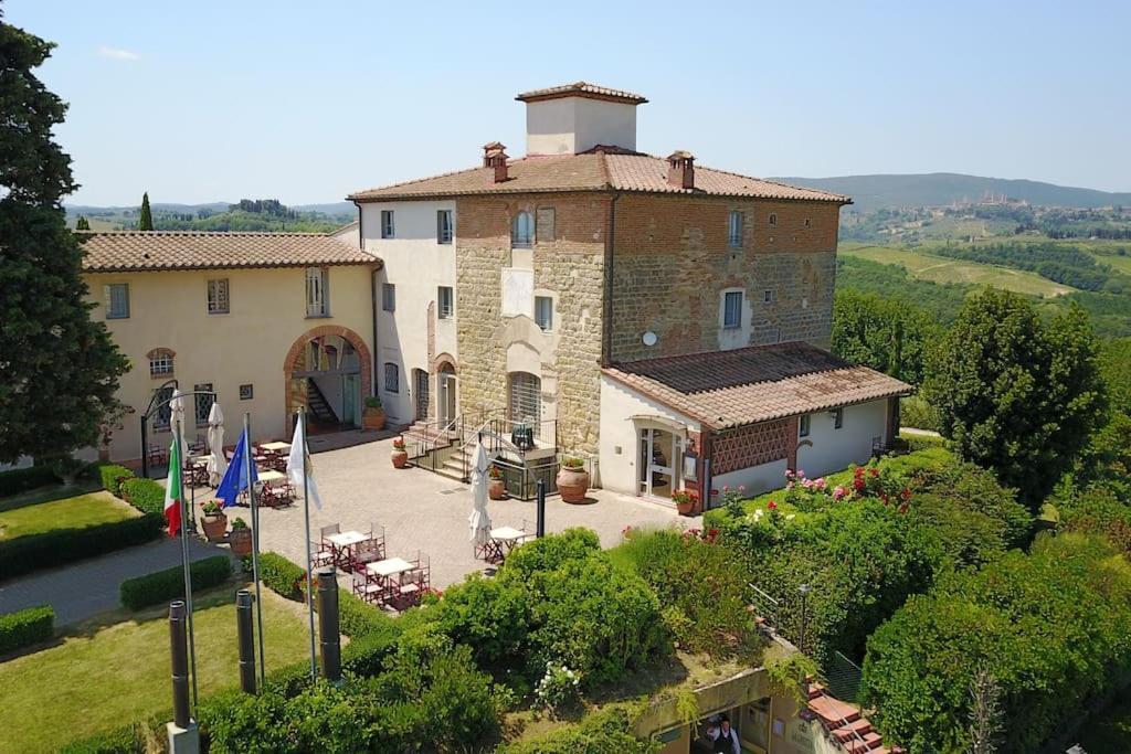 Castello Di Fulignano Ildebrando Superior Apartment سان جيمينيانو المظهر الخارجي الصورة